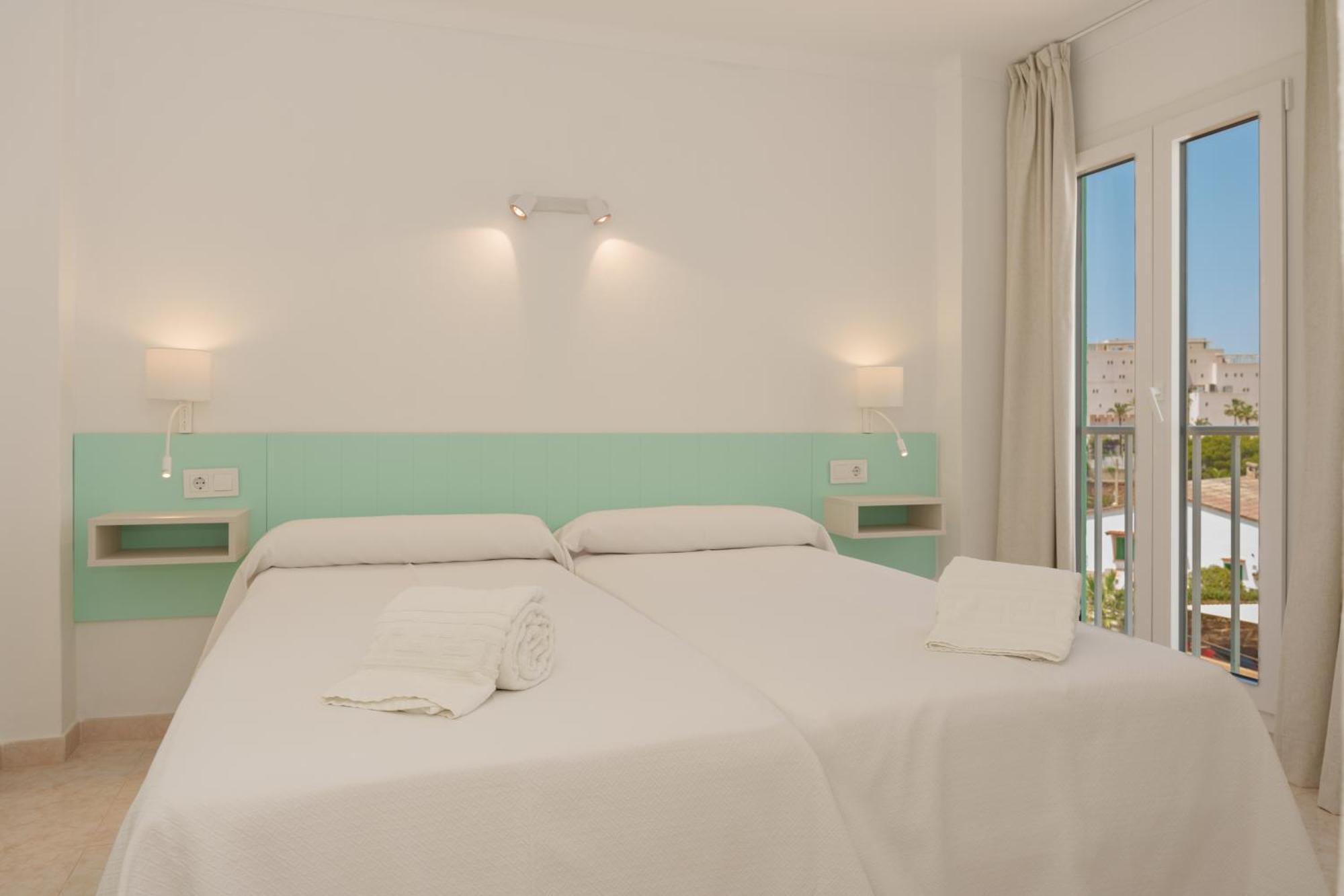 Apartaments Andreas Colonia de Sant Jordi Екстер'єр фото